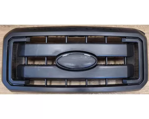Grille Ford F-250 Garabedian Equipment Company