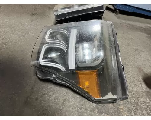 Ford F-350 Super Duty Headlamp Assembly