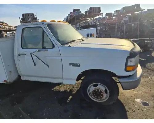 Cab Ford F-350 Garabedian Equipment Company