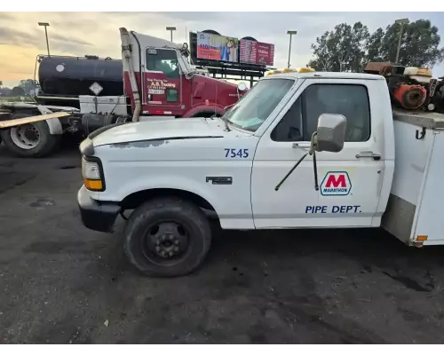 Cab Ford F-350 Garabedian Equipment Company