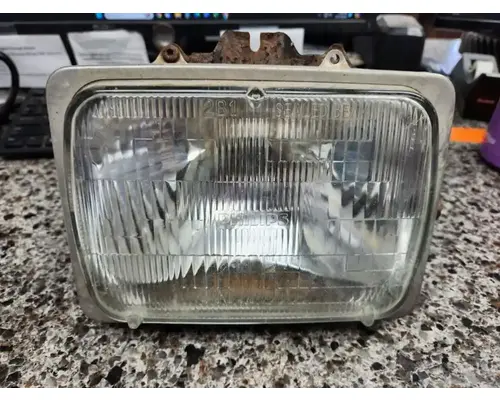 Headlamp Assembly Ford F-350 Caseys Truck Salvage World