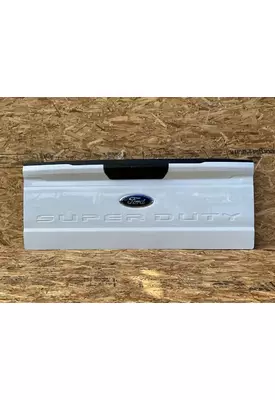 Ford F-450 Tailgate