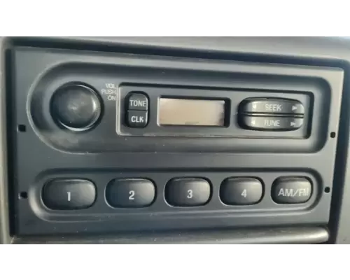 Ford F-550 Radio