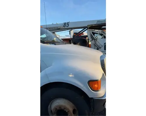 Ford F-650 Hood