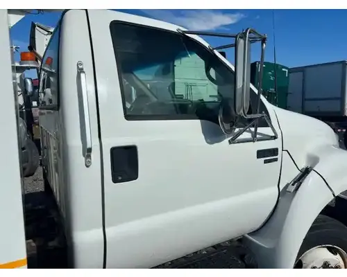 Ford F-650 Mirror (Side View)