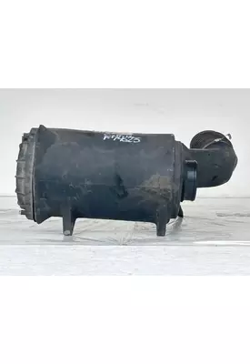 Ford F-750 Air Cleaner