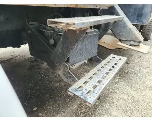 Ford F-750 Battery Box