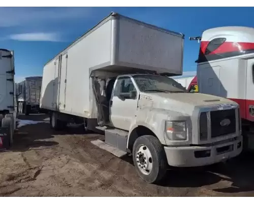 Ford F-750 Cab