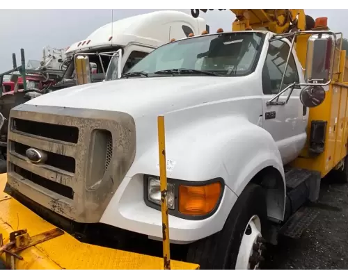 Ford F-750 Cab