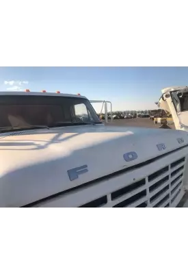 Ford F-750 Hood