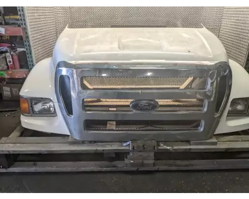 Ford F-750 Hood