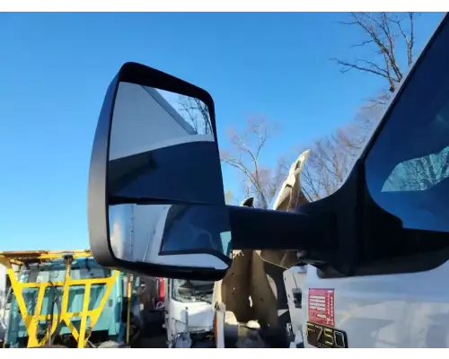 Ford F-750 Mirror (Side View)