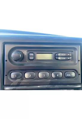 Ford F-750 Radio