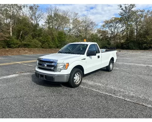 Complete Vehicle FORD F150 XL B &amp; W  Truck Center