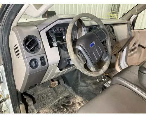 Ford F550 SUPER DUTY Dash Assembly