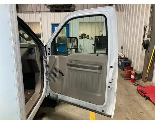 Ford F550 SUPER DUTY Door Assembly, Front