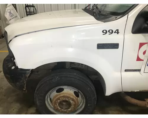 Ford F550 SUPER DUTY Fender