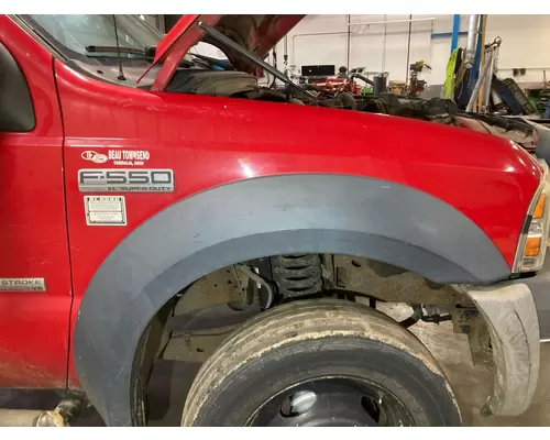 Ford F550 SUPER DUTY Fender