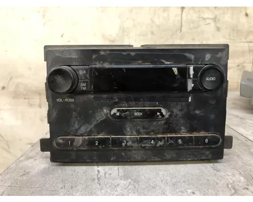 Radio Ford F550 SUPER DUTY Vander Haags Inc Cb