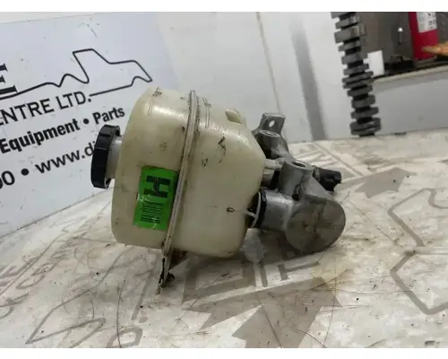 Ford F550 Brake Master Cylinder