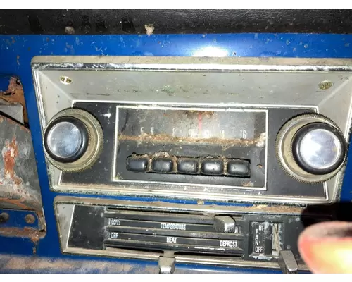 Radio Ford F600 Vander Haags Inc WM