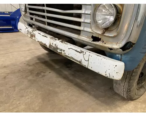 Ford F600 Bumper Assembly, Front