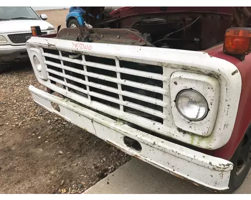Ford F600 Grille