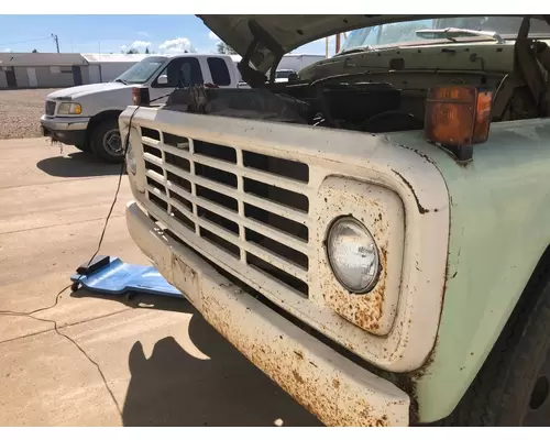 Ford F600 Grille