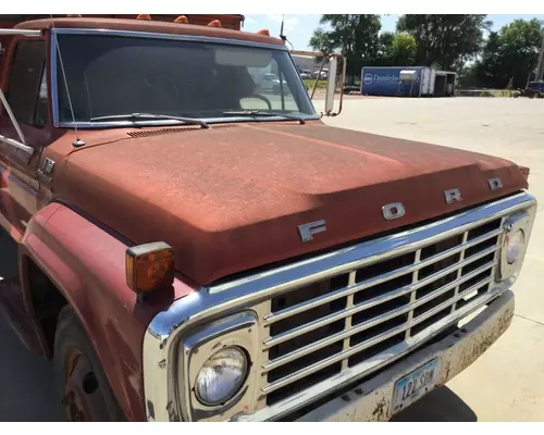 Ford F600 Hood