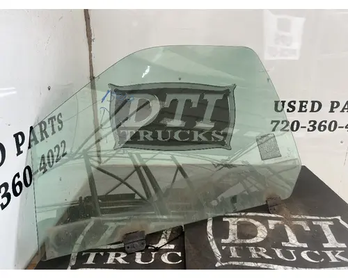 Door Glass, Front FORD F650 DTI Trucks
