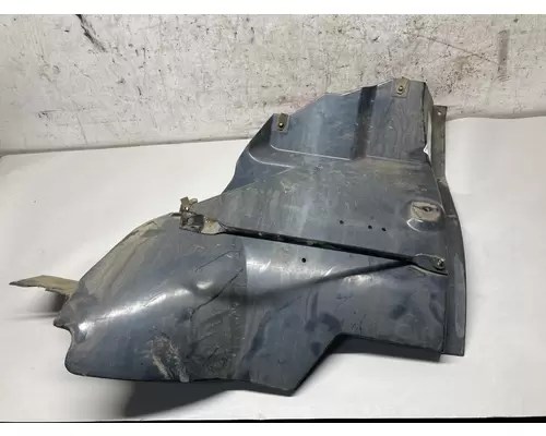 Ford F650 Fender, Inner