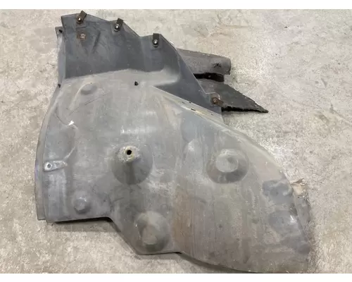 Ford F650 Fender, Inner