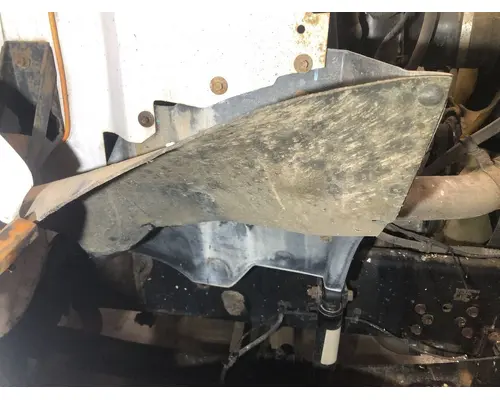 Ford F650 Fender