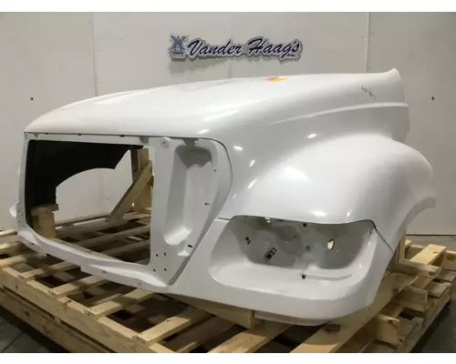 Ford F650 Hood