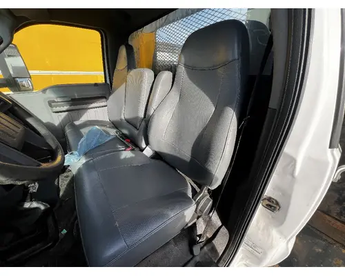 Seat, Front FORD F650 DTI Trucks