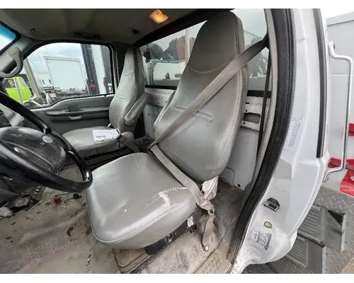 Seat, Front FORD F650 DTI Trucks