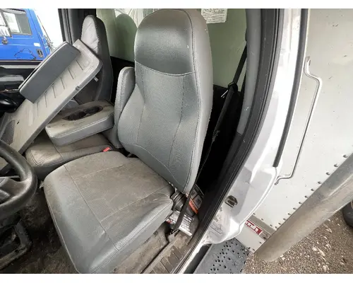 Seat, Front FORD F650 DTI Trucks