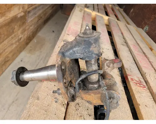 Spindle / Knuckle, Front FORD F650 Crest Truck Parts