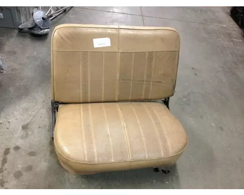 Seat, Front Ford F7000 Vander Haags Inc Sp