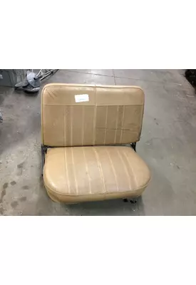 Ford F7000 Seat (non-Suspension)