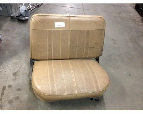 Seat, Front Ford F7000 Vander Haags Inc Sp
