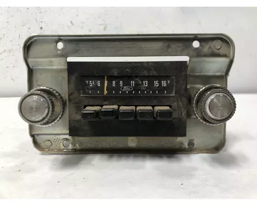 Radio Ford F700 Vander Haags Inc Sf