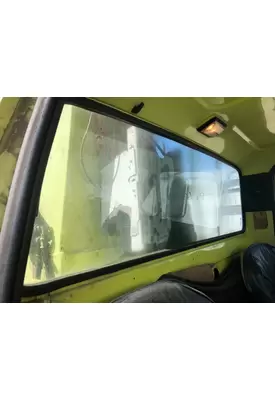 Ford F700 Back Glass