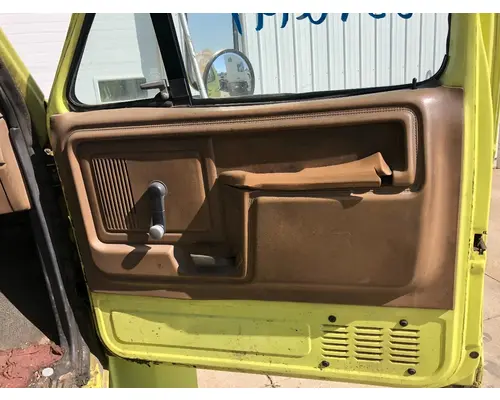 Ford F700 Body, Misc. Parts