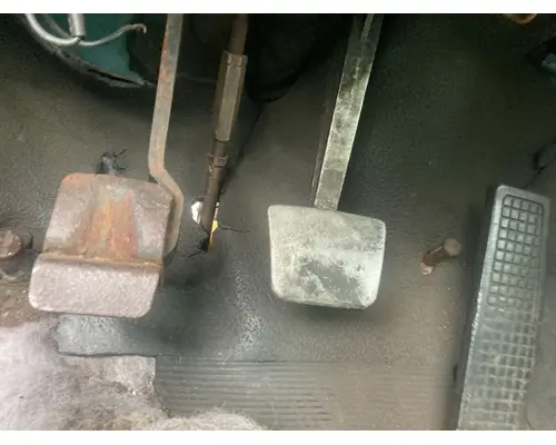 Body Parts, Misc. Ford F700 Vander Haags Inc Kc