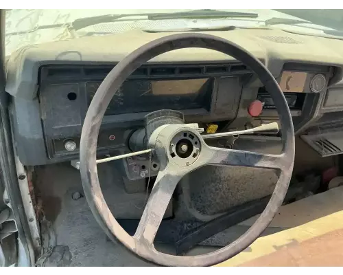 Ford F700 Cab