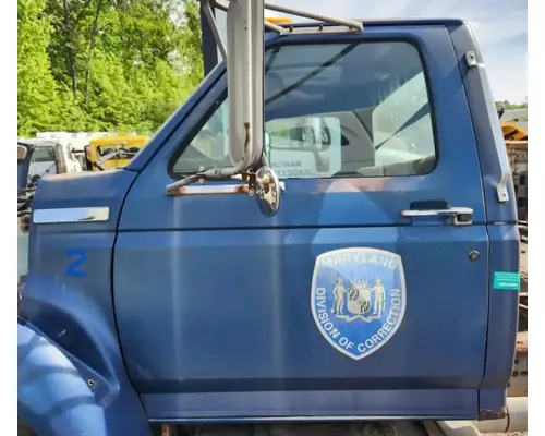 Ford F700 Cab