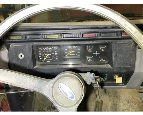 Ford F700 Dash Assembly