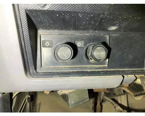 Ford F700 Dash Assembly