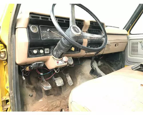 Ford F700 Dash Assembly